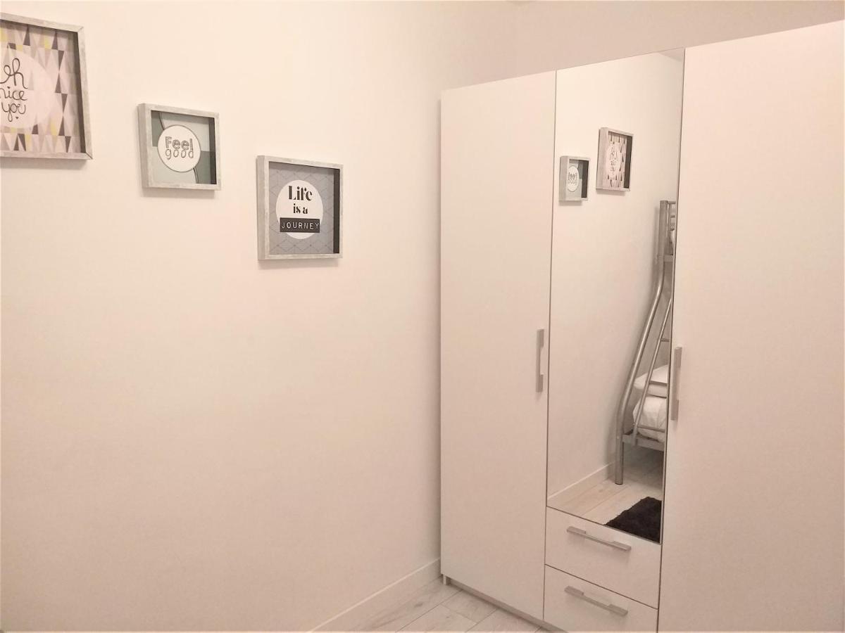 Family Deluxe Apartment Beach Кастелдефелс Екстериор снимка